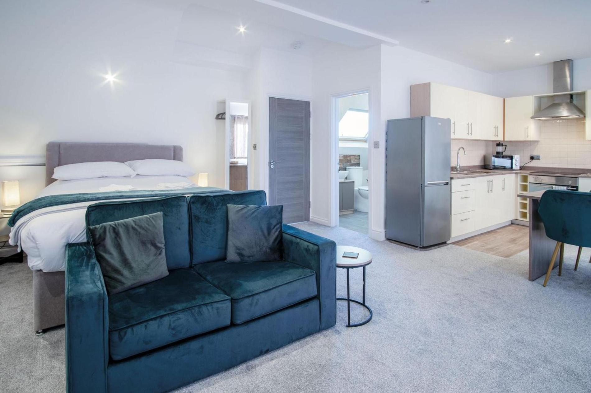 The Penthouse - 1 Bedroom Apartment - Ocean Breeze Port Eynon Extérieur photo