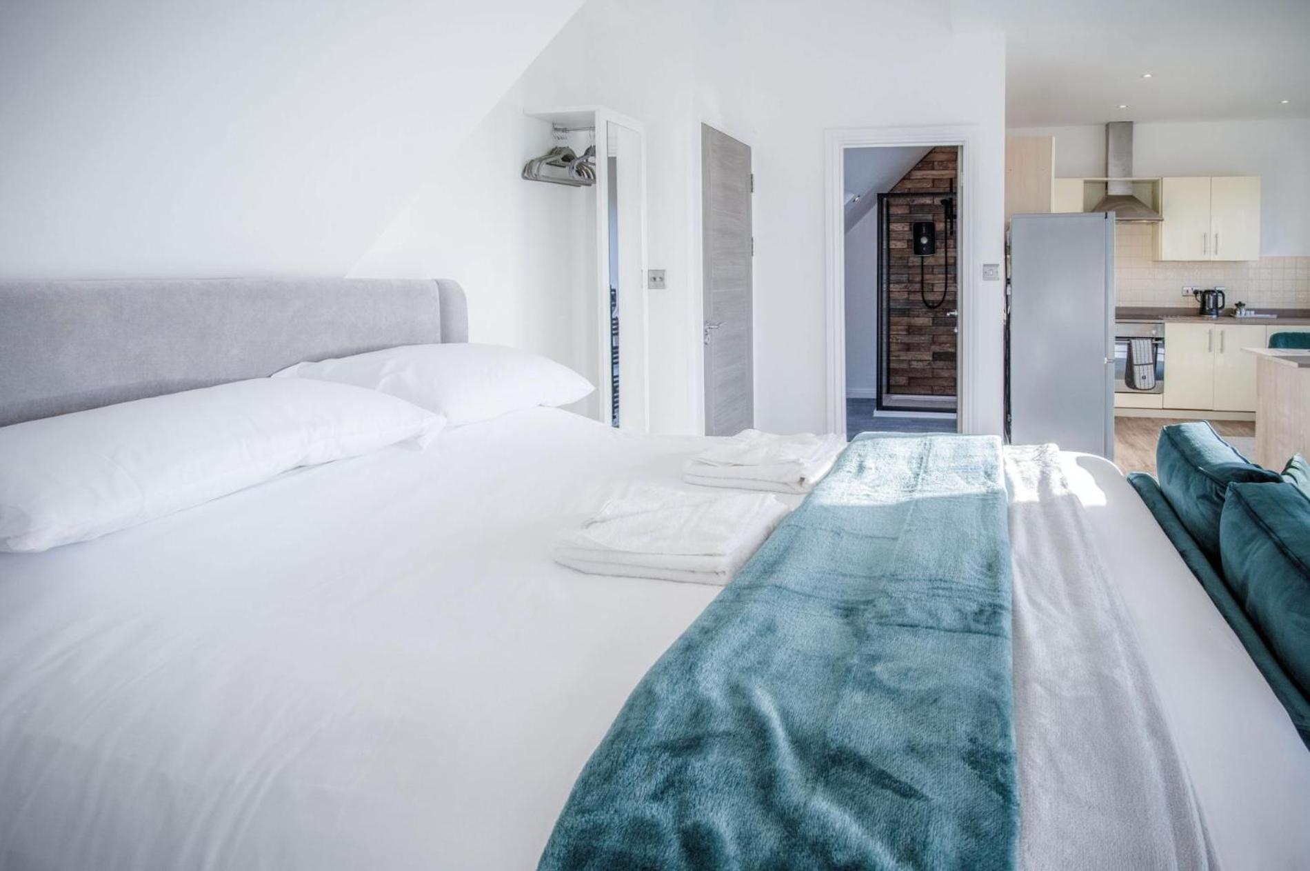 The Penthouse - 1 Bedroom Apartment - Ocean Breeze Port Eynon Extérieur photo